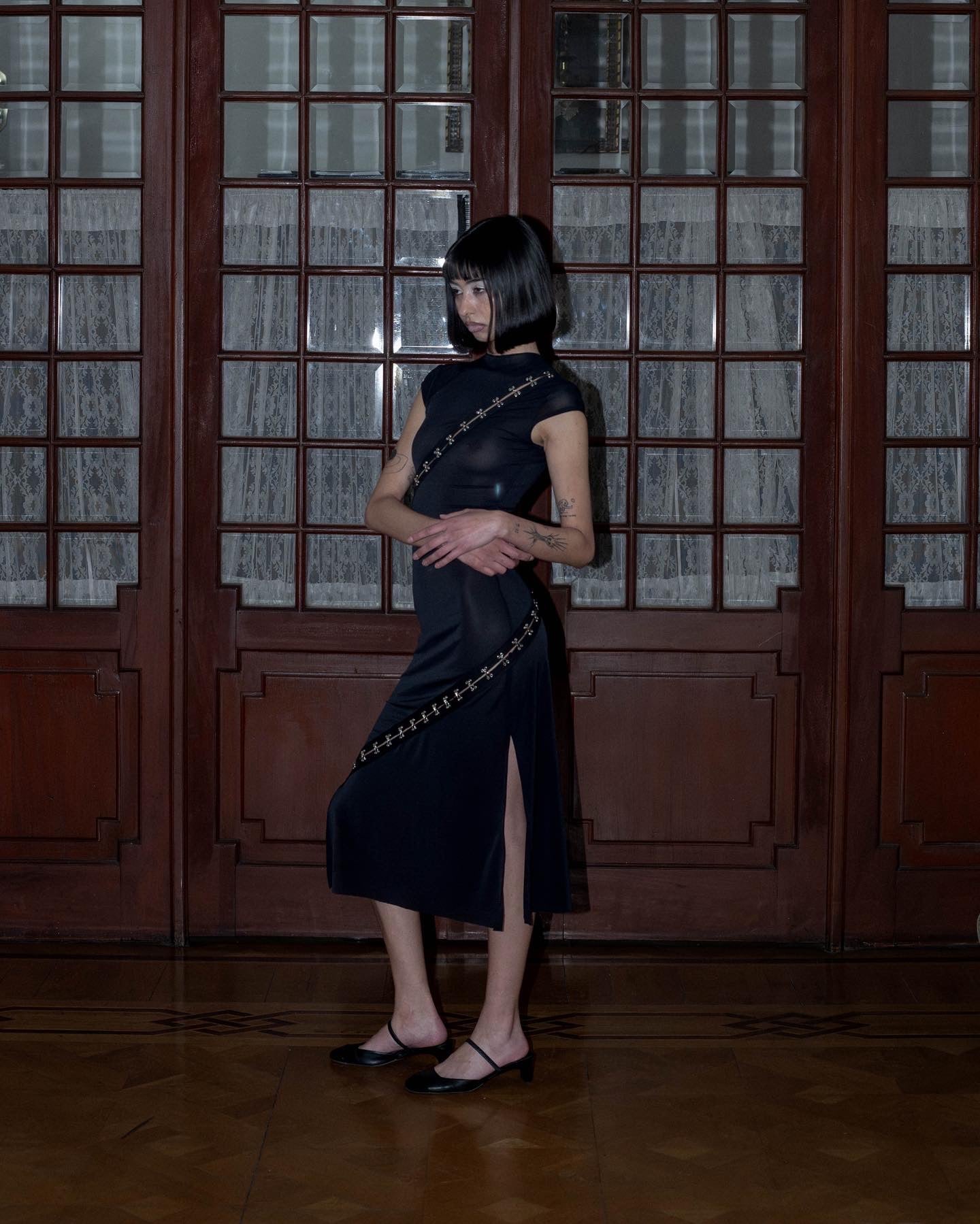 HOOKED DRESS