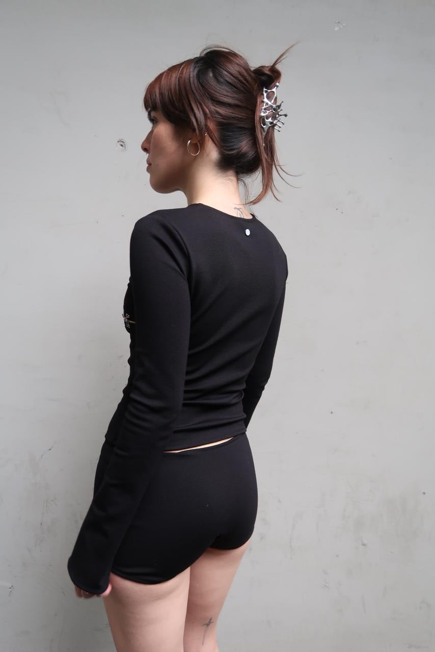 Don’t Cross Me Top + Sleeves